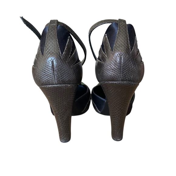Bottega Veneta Brown Leather T-Strap Cut Out Heels Pumps Black Satin size 39 9 - Picture 8 of 16